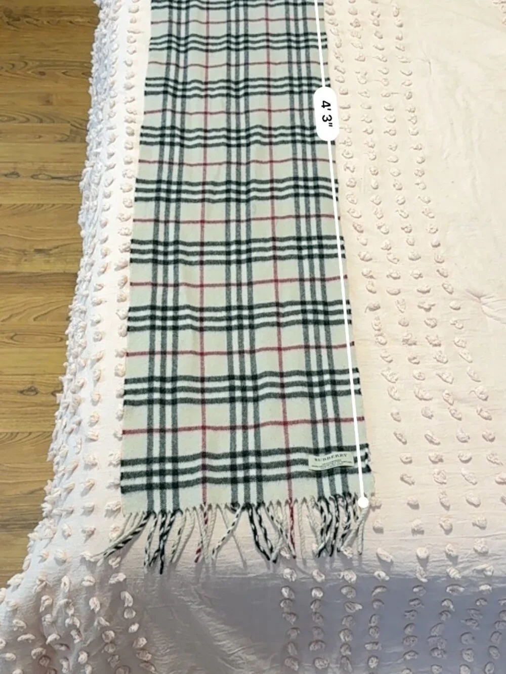 Authentic Burberry 100% Cashmere Scarf - Classic Nova Check - Picture 3 of 3
